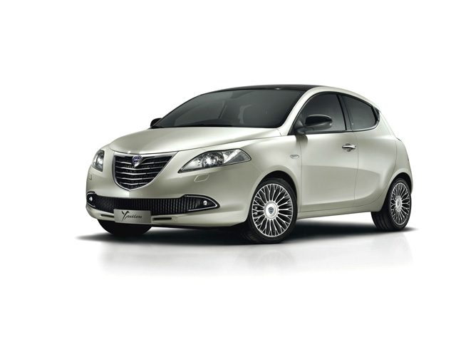 LANCIA Ypsilon Bianco pastello