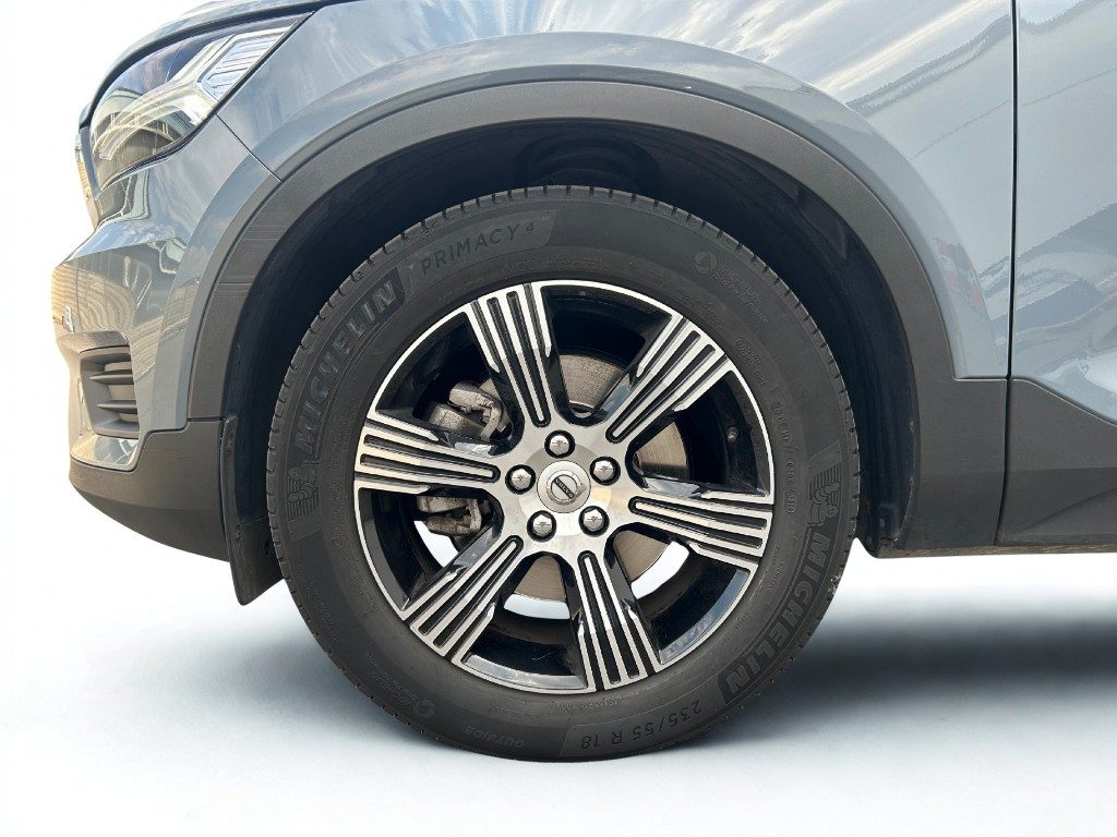 VOLVO XC40 D3 AWD Geartronic Inscription - Grid Foto 9