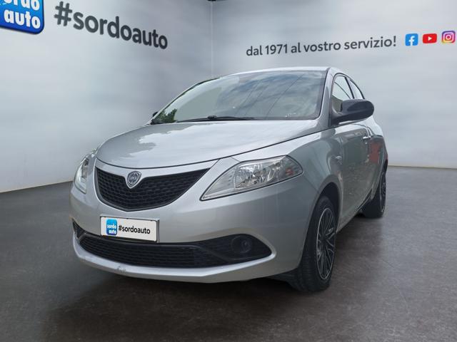 LANCIA Ypsilon Argento pastello