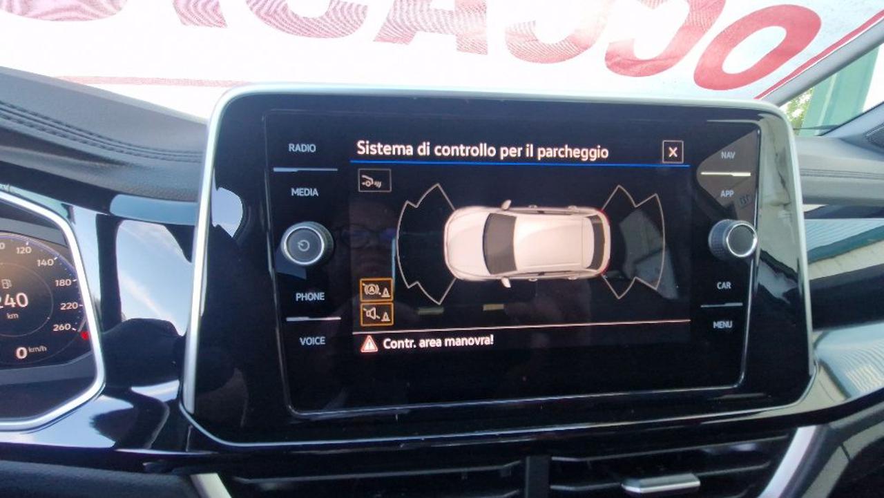 VOLKSWAGEN T-Roc 2.0 TDI SCR 150 CV DSG R-Line Plus - 18