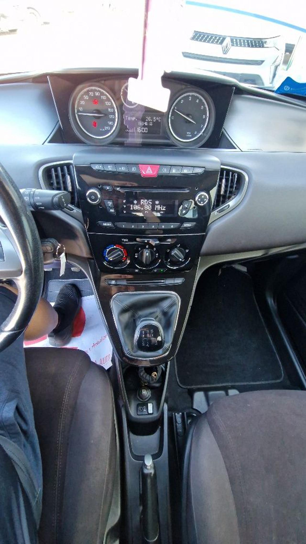LANCIA Ypsilon 1.2 69 CV 5 porte GPL Ecochic Gold - 8