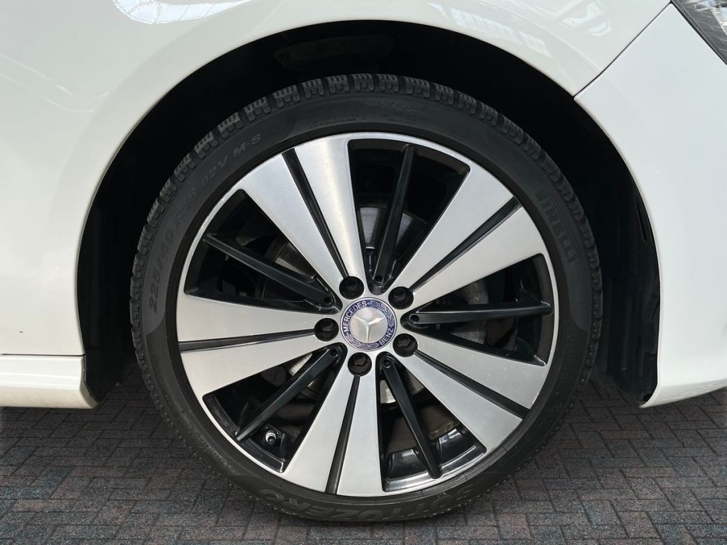 MERCEDES-BENZ CLA 200 d Automatic Shooting Brake Sport - 7