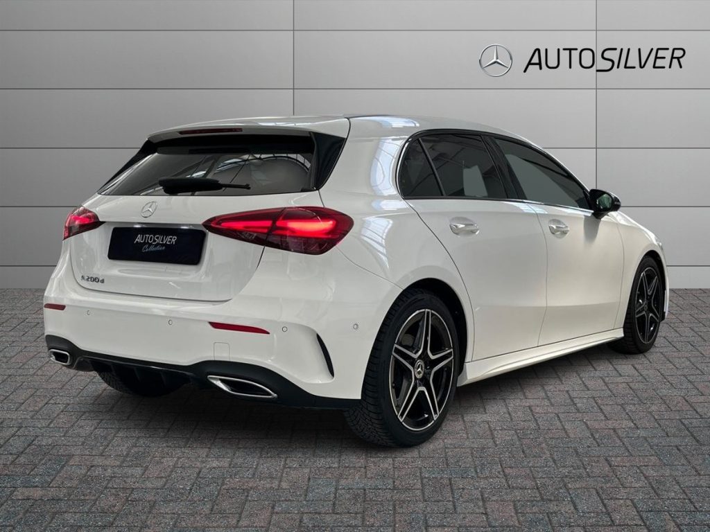 MERCEDES-BENZ A 200 d Automatic AMG Line Advanced Plus - 2