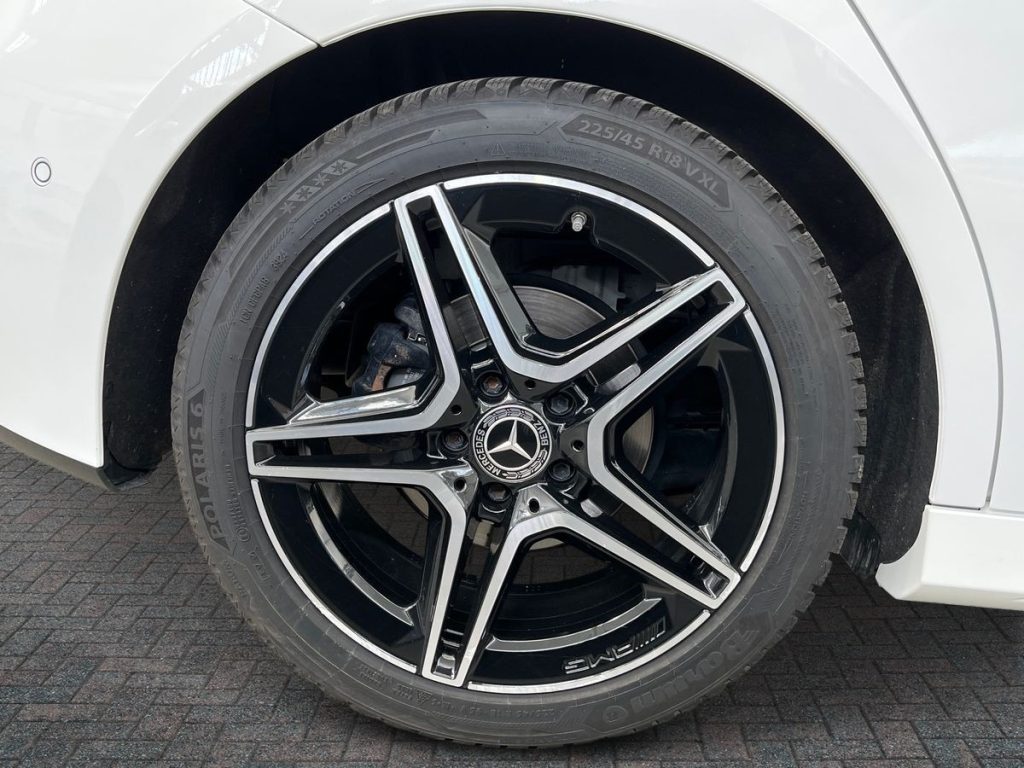 MERCEDES-BENZ A 200 d Automatic AMG Line Advanced Plus - 7