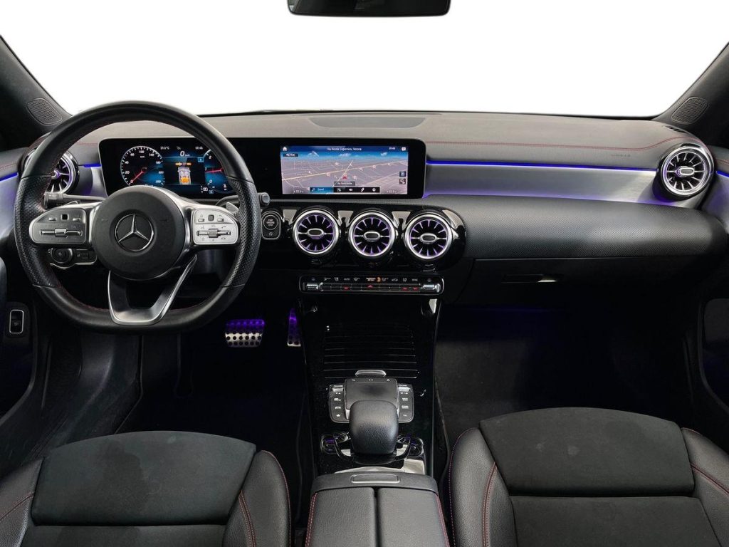MERCEDES-BENZ CLA 200 d Automatic Coupé Premium - 9