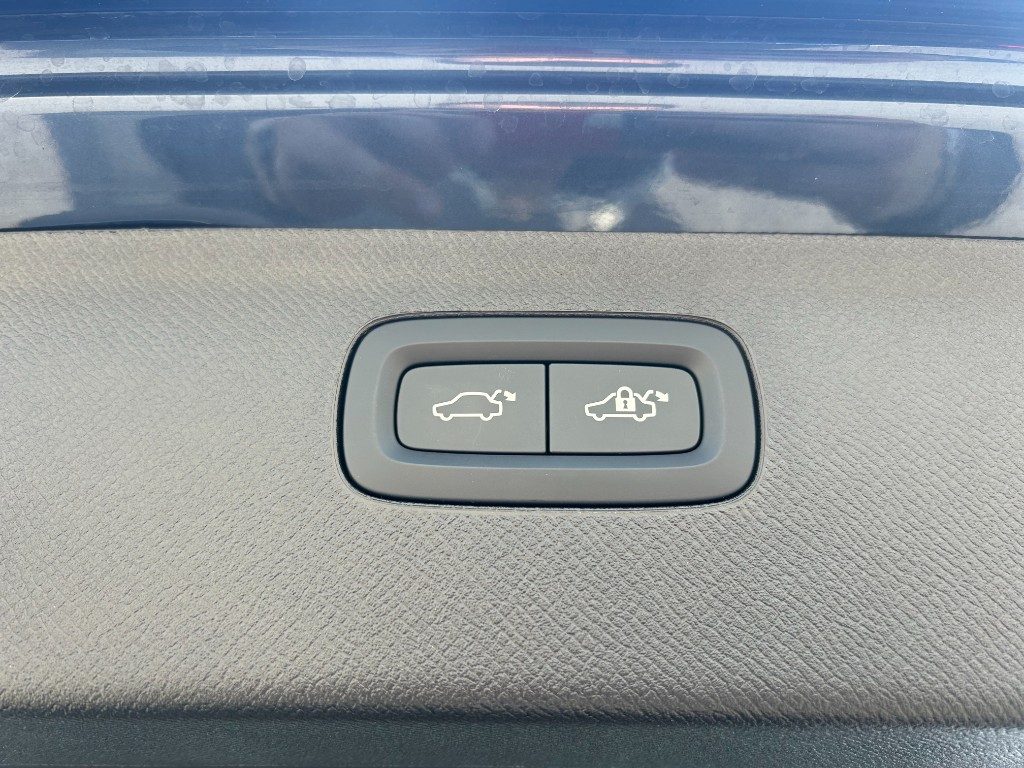 VOLVO XC90 T8 Plug-in hybrid AWD automatico 7 posti Ultra Bri - Grid Foto 14