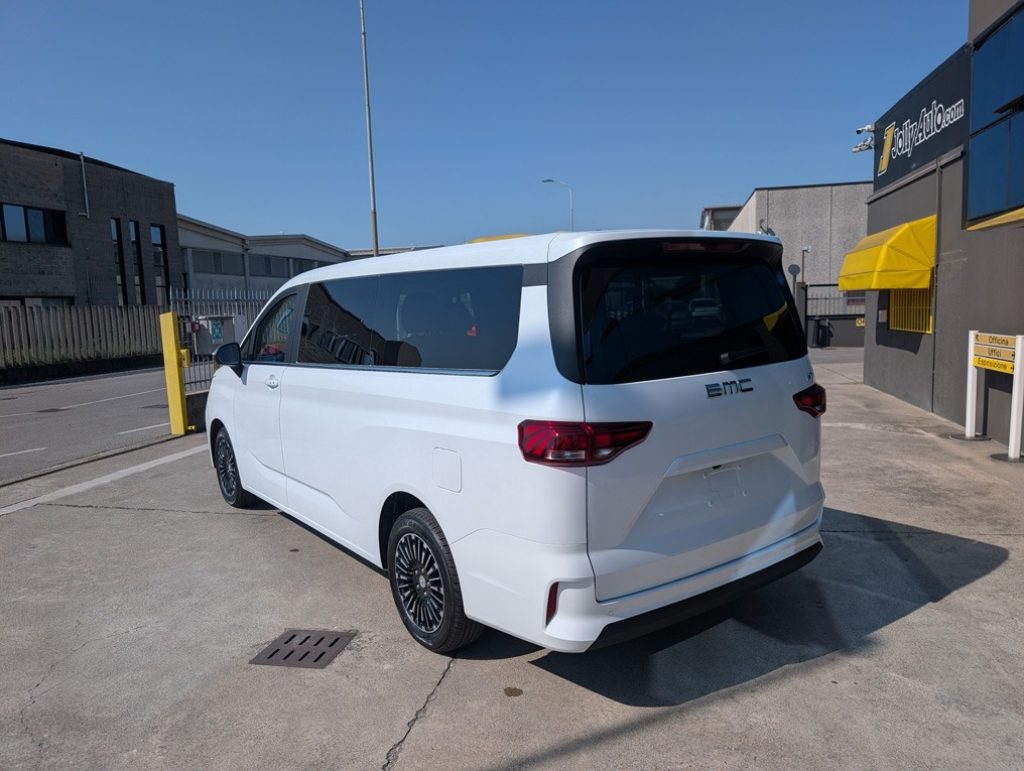 EMC Nove BENZINA  7 POSTI AUTOMATICO - 19