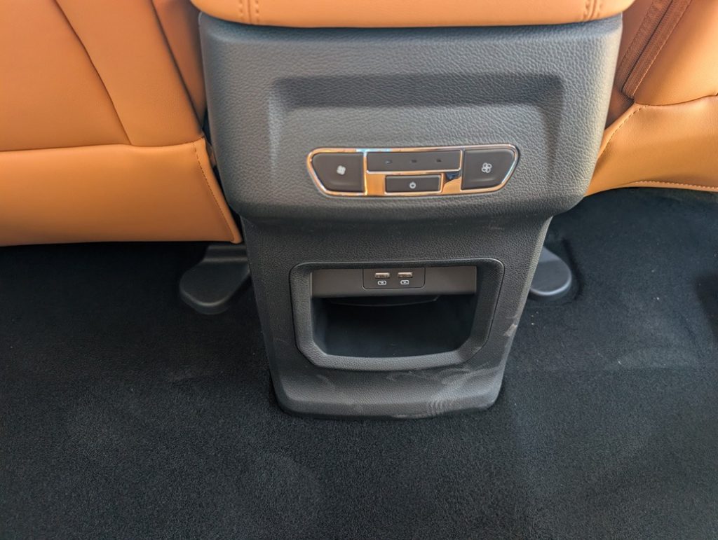 EMC Nove BENZINA  9 POSTI AUT. - 30