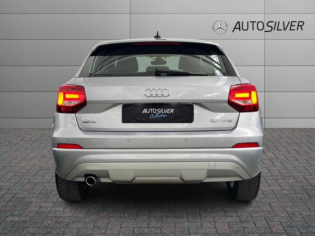AUDI Q2 30 TFSI Business - 4