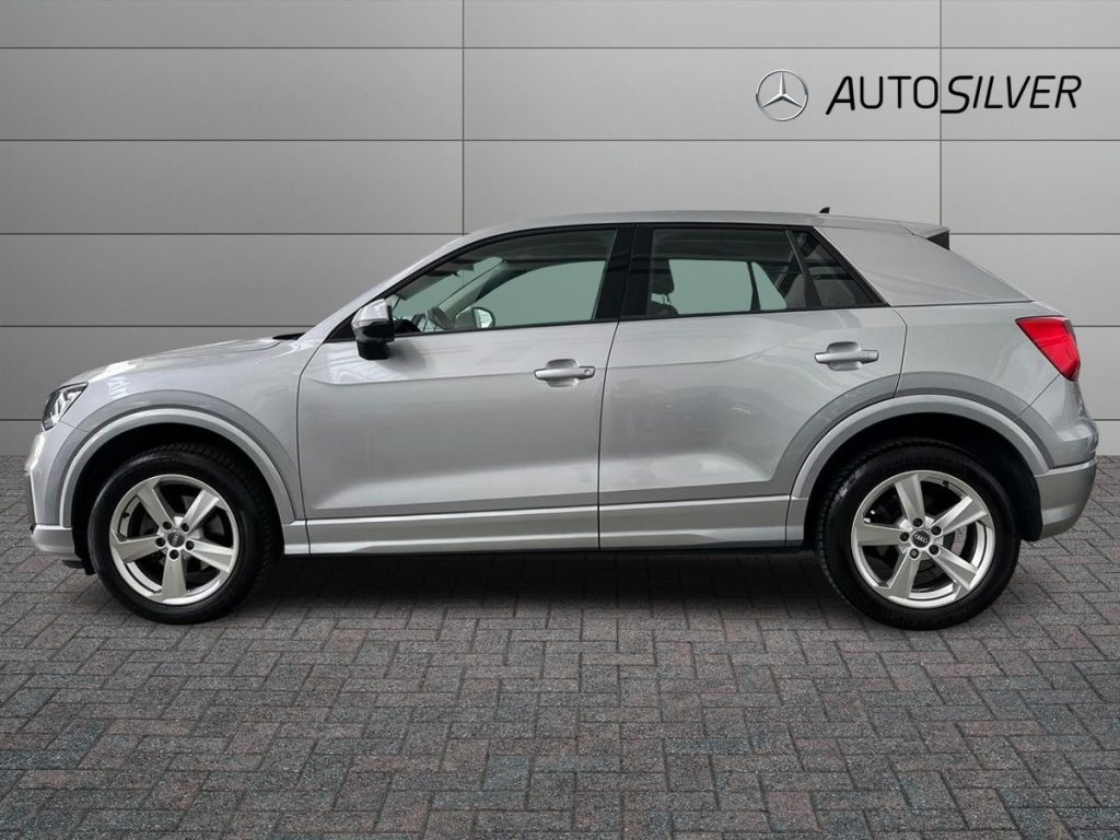 AUDI Q2 30 TFSI Business - 6