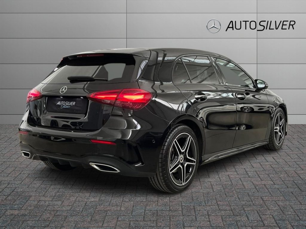 MERCEDES-BENZ A 180 d Automatic AMG Line Advanced Plus - 2