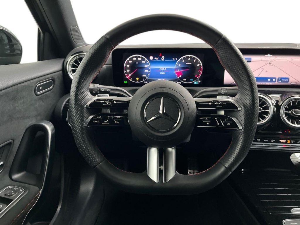 MERCEDES-BENZ A 180 d Automatic AMG Line Advanced Plus - 11