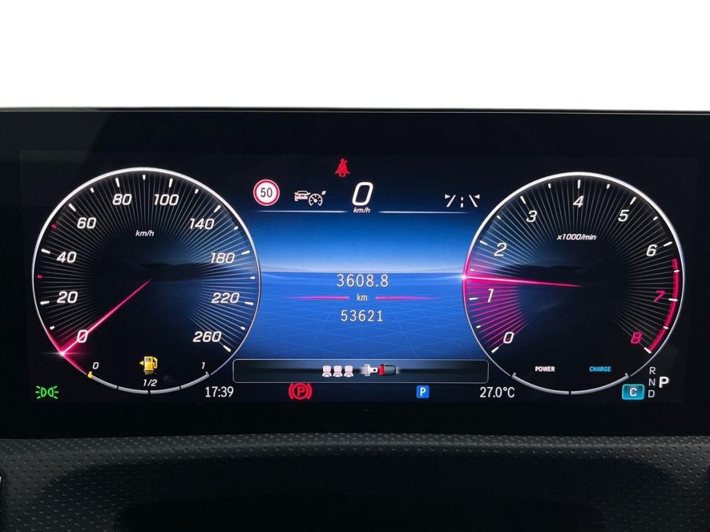MERCEDES-BENZ A 180 d Automatic AMG Line Advanced Plus - 8