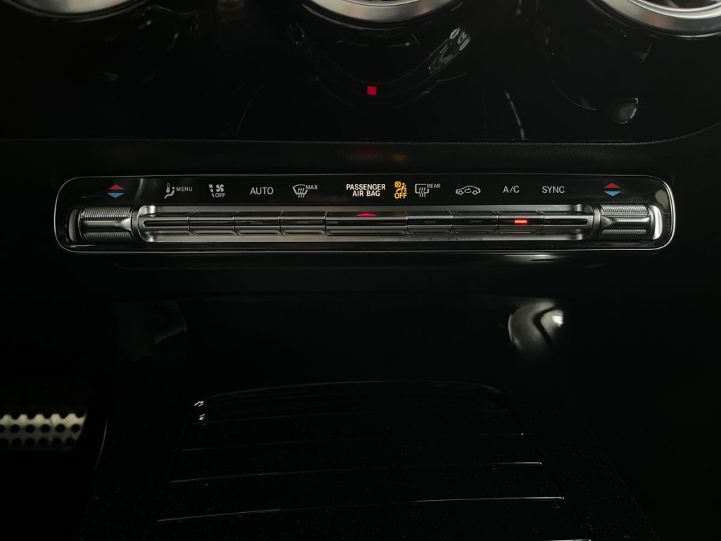 MERCEDES-BENZ A 180 d Automatic AMG Line Advanced Plus - 14