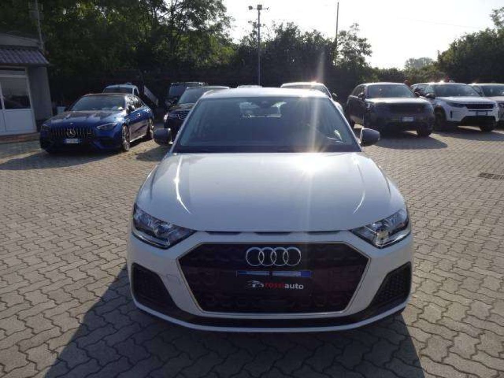 AUDI A1 Sportback 25 1.0 tfsi Advanced adatta x NEOPATENTA - 2