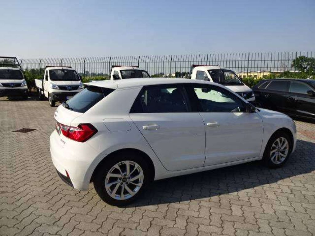 AUDI A1 Sportback 25 1.0 tfsi Advanced adatta x NEOPATENTA - 4