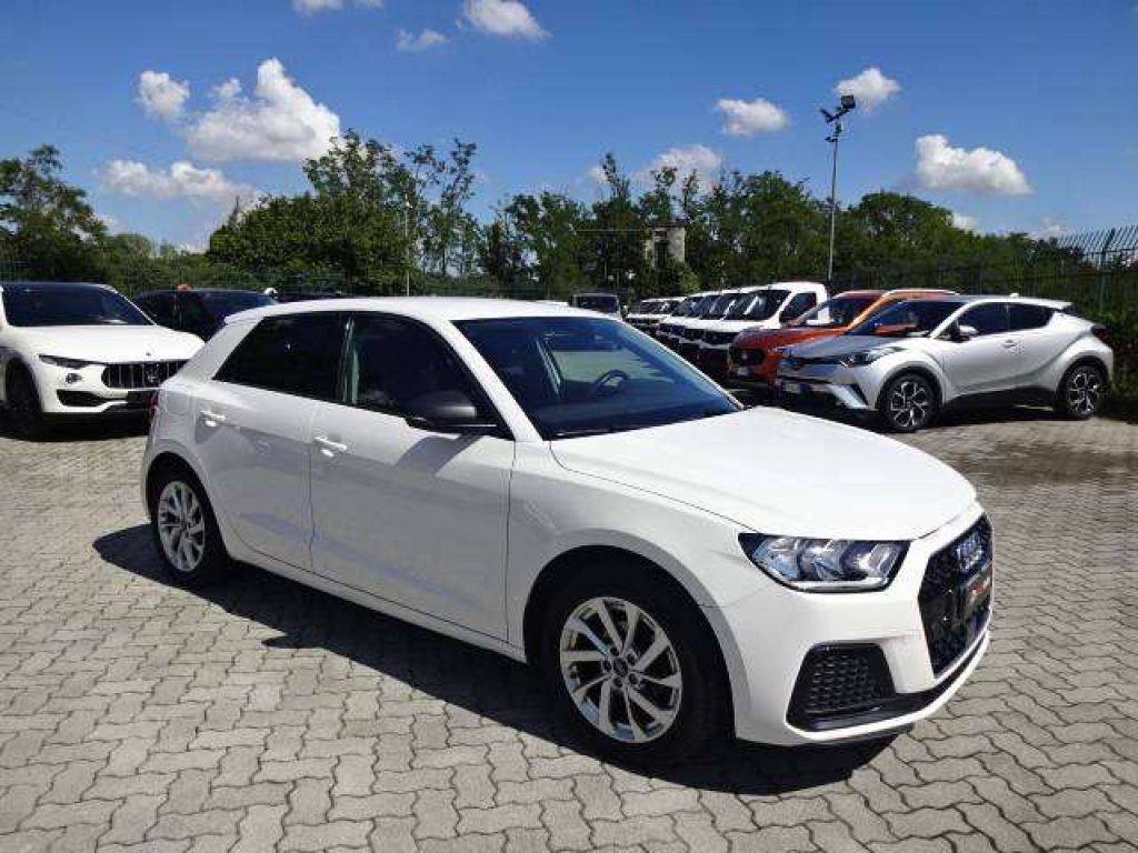 AUDI A1 Sportback 25 1.0 tfsi Advanced adatta x NEOPATENTA - 3