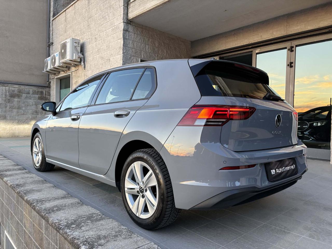 VOLKSWAGEN Golf 2.0 TDI DSG SCR Life COCKPIT-LUCI AMBIENTE - 7