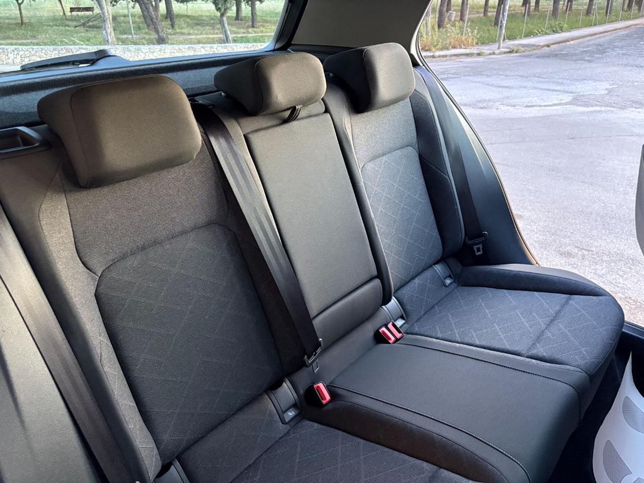 VOLKSWAGEN Golf 2.0 TDI DSG SCR Life COCKPIT-LUCI AMBIENTE - 21