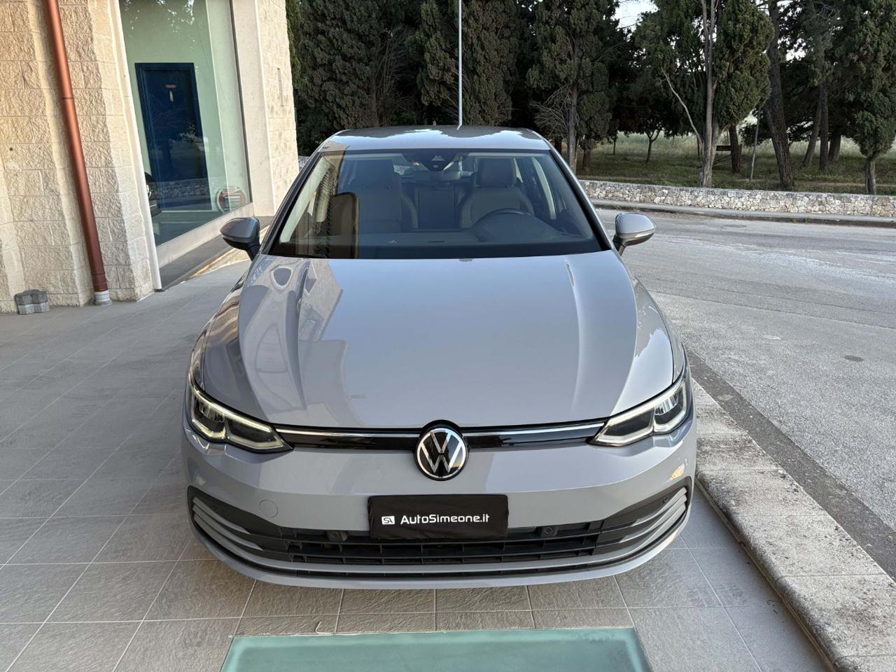 VOLKSWAGEN Golf 2.0 TDI DSG SCR Life COCKPIT-LUCI AMBIENTE - 2