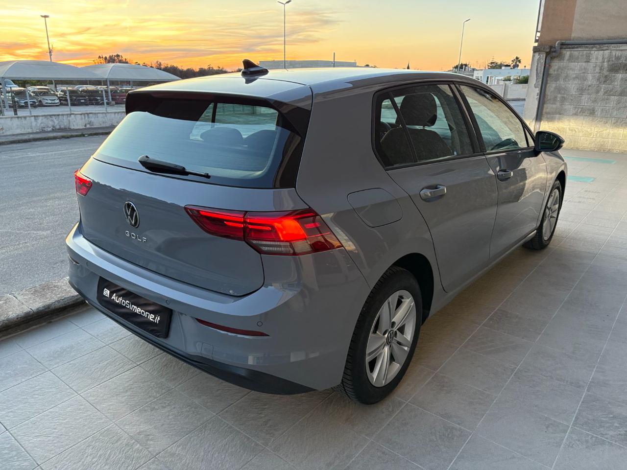 VOLKSWAGEN Golf 2.0 TDI DSG SCR Life COCKPIT-LUCI AMBIENTE - 5