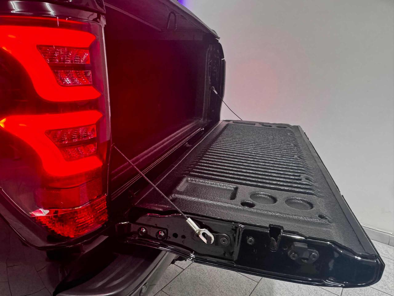 FORD Ranger Wildtrak 2.0 TDCi aut. 213 CV lVA ESPOSTA 5 posti - 42