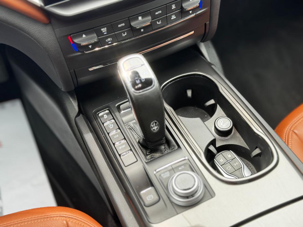 MASERATI Ghibli 330cv MHEV (PelleCognac/APP/LED/Retro) - 24