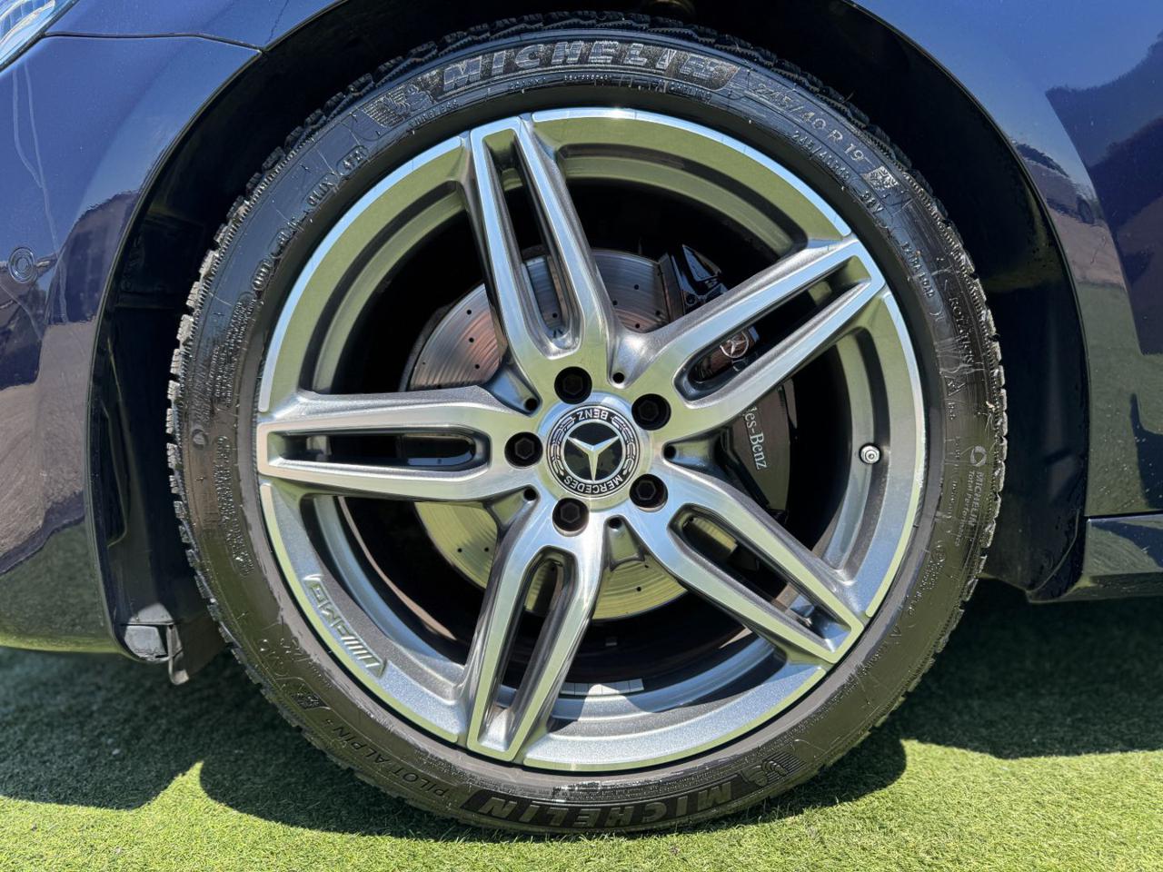 MERCEDES-BENZ E 220 d 4Matic Auto Premium AMG (Pelle/Navi/Auto/LED) - 19