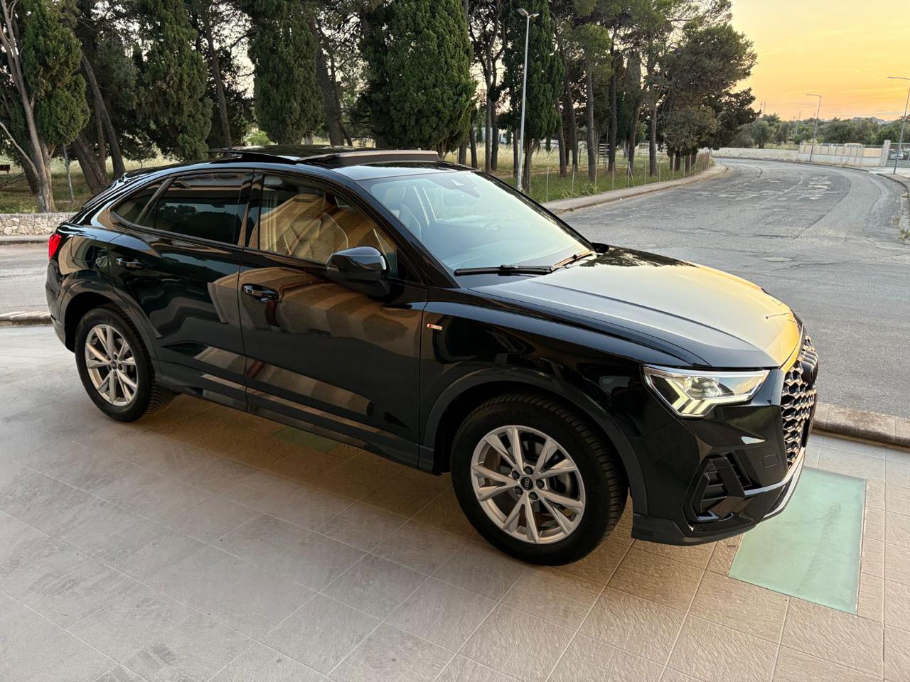 AUDI Q3 SPB SPORTBACK 35 TDI S tronic S line edition TETTO - 3