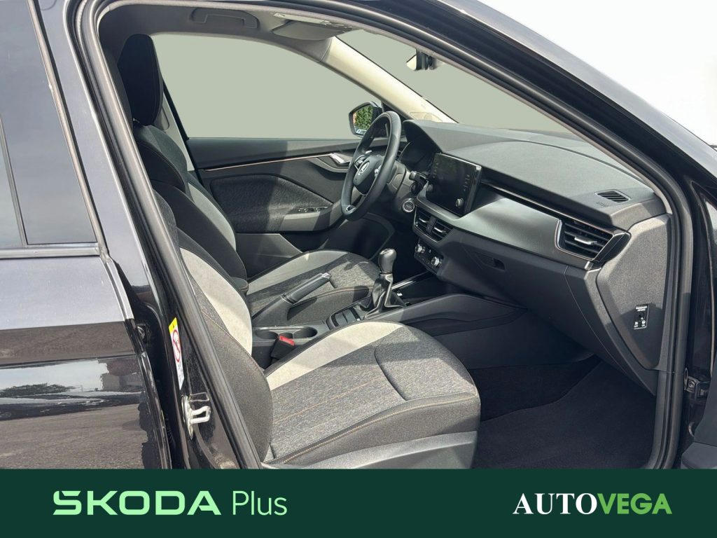 SKODA Kamiq 1.0 tsi black dots 95cv - 6
