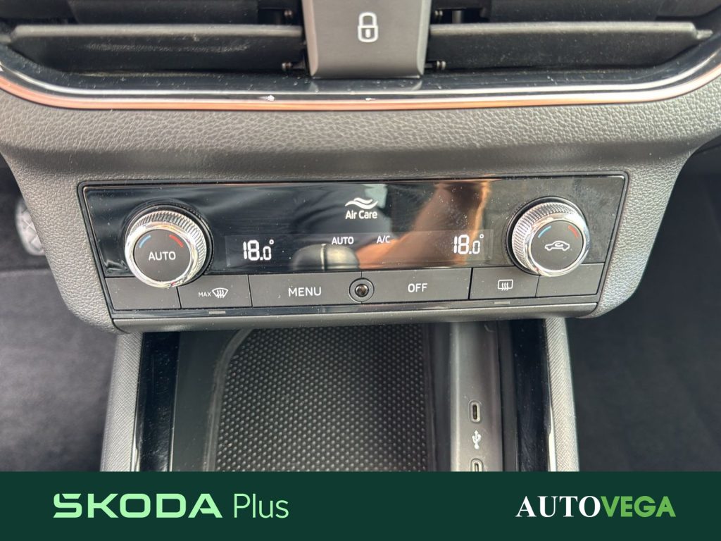 SKODA Kamiq 1.0 tsi black dots 95cv - 14