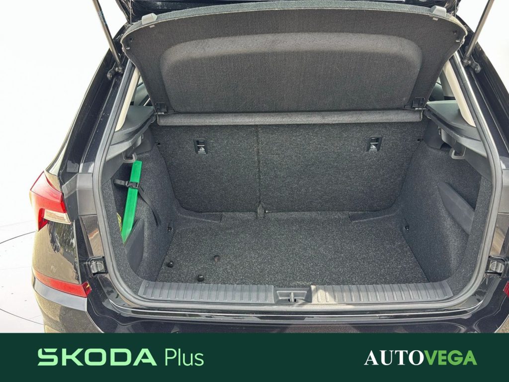 SKODA Kamiq 1.0 tsi black dots 95cv - 19