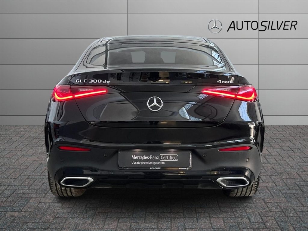 MERCEDES-BENZ GLC 300 de hybrid EQ 4Matic Coupé AMG Line Advanced - 4