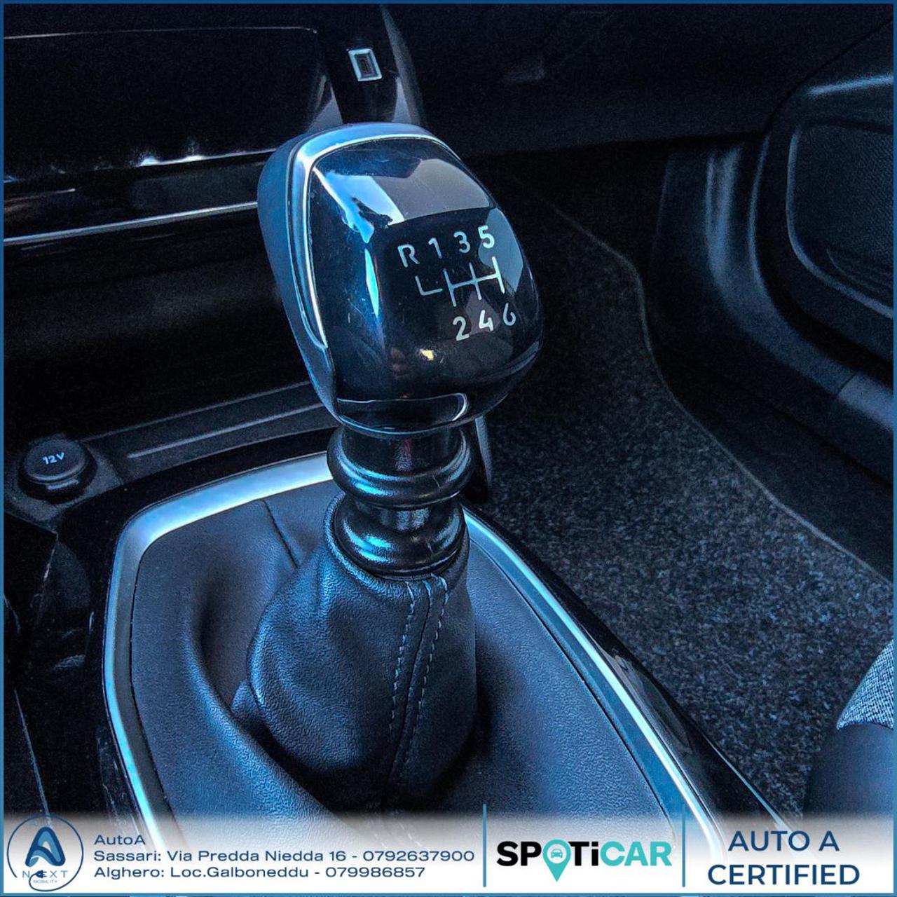 PEUGEOT 2008 PureTech 100 S&S Allure - 30