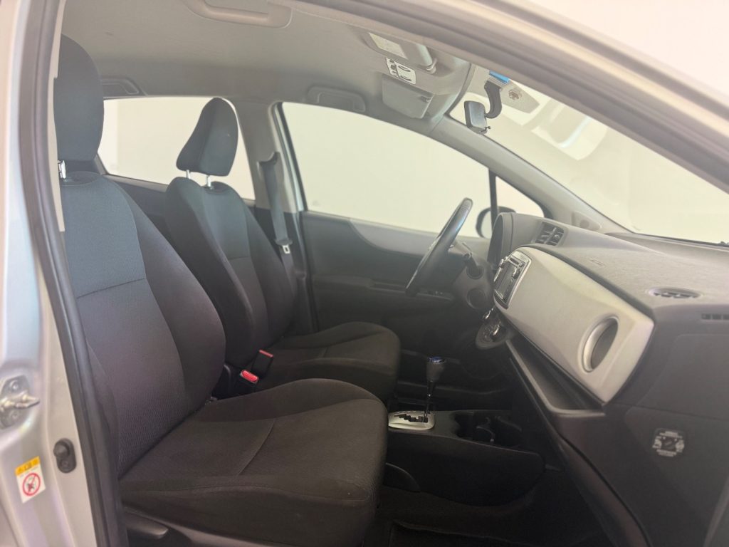TOYOTA Yaris 1.5 Hybrid 5 porte LoungePIÙ - 9