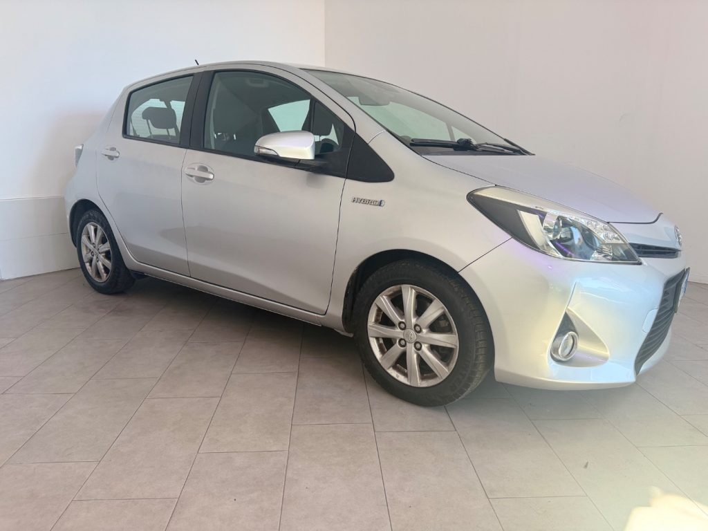 TOYOTA Yaris 1.5 Hybrid 5 porte LoungePIÙ - 2