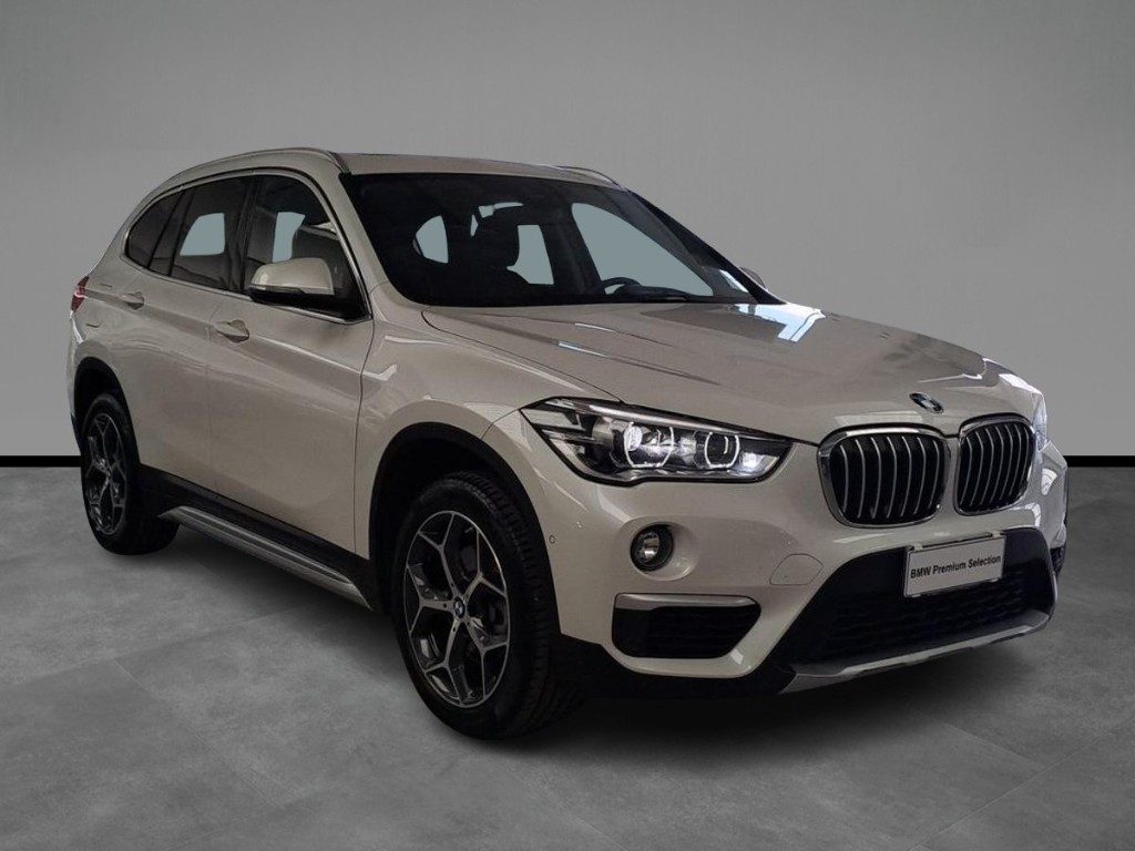 BMW X1 sDrive18d xLine Aut. + Tetto apr. - 15