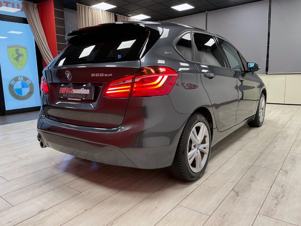 BMW 225 XE ACTIVE TOURER IPERFORMANCE ADVANTAGE AUTO - 11