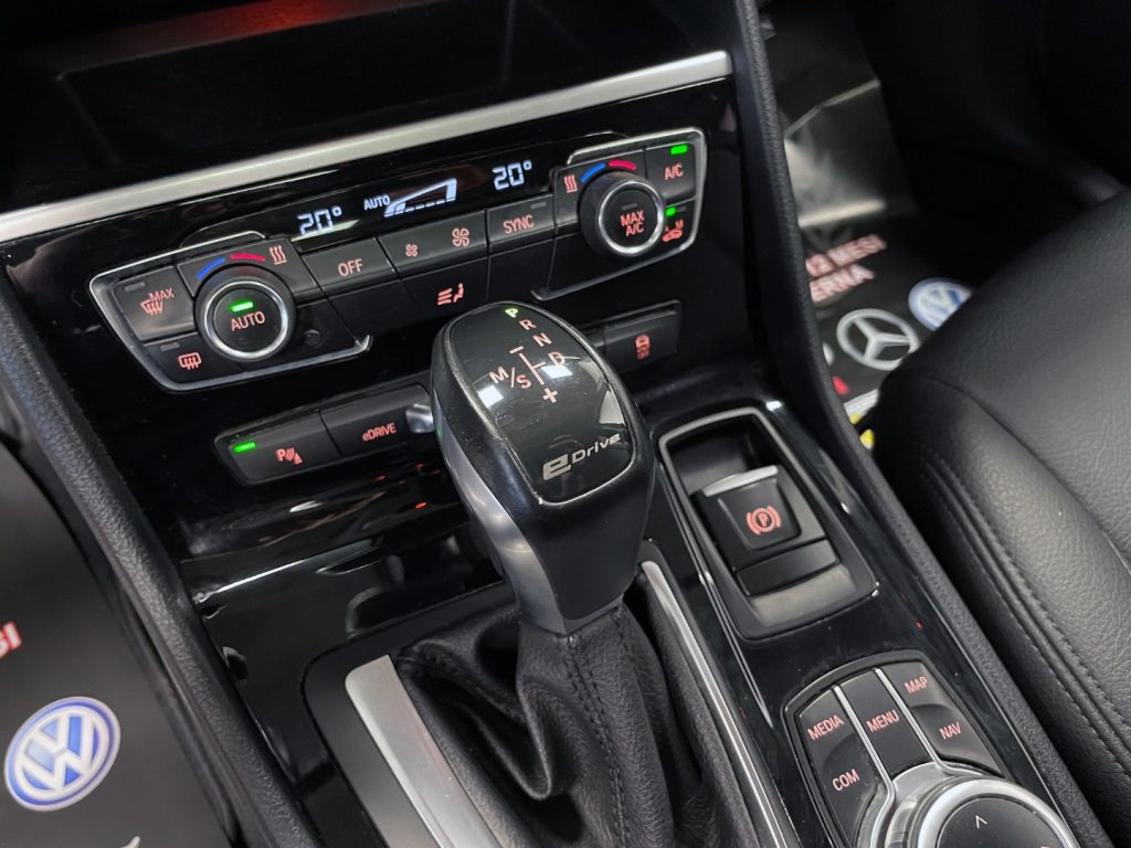 BMW 225 XE ACTIVE TOURER IPERFORMANCE ADVANTAGE AUTO - 28