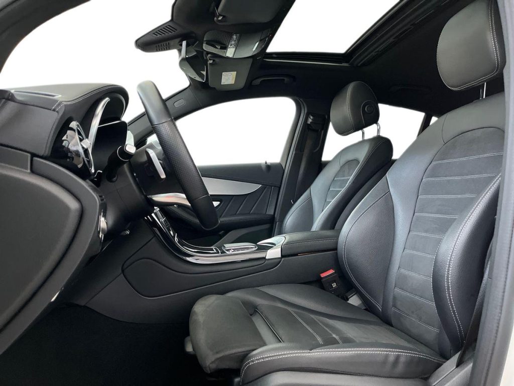 MERCEDES-BENZ GLC 300 de 4Matic Plug-in hybrid Coupé Premium - 9