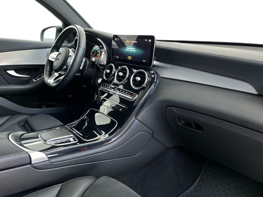 MERCEDES-BENZ GLC 300 de 4Matic Plug-in hybrid Coupé Premium - 16