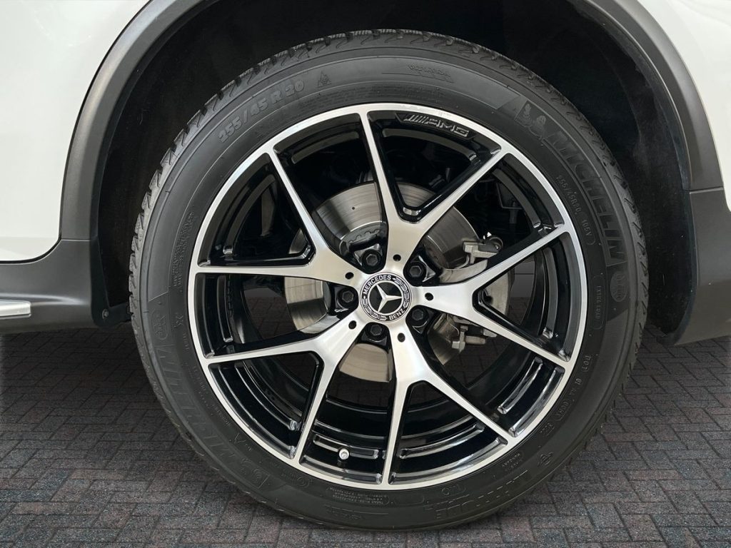 MERCEDES-BENZ GLC 300 de 4Matic Plug-in hybrid Coupé Premium - 7
