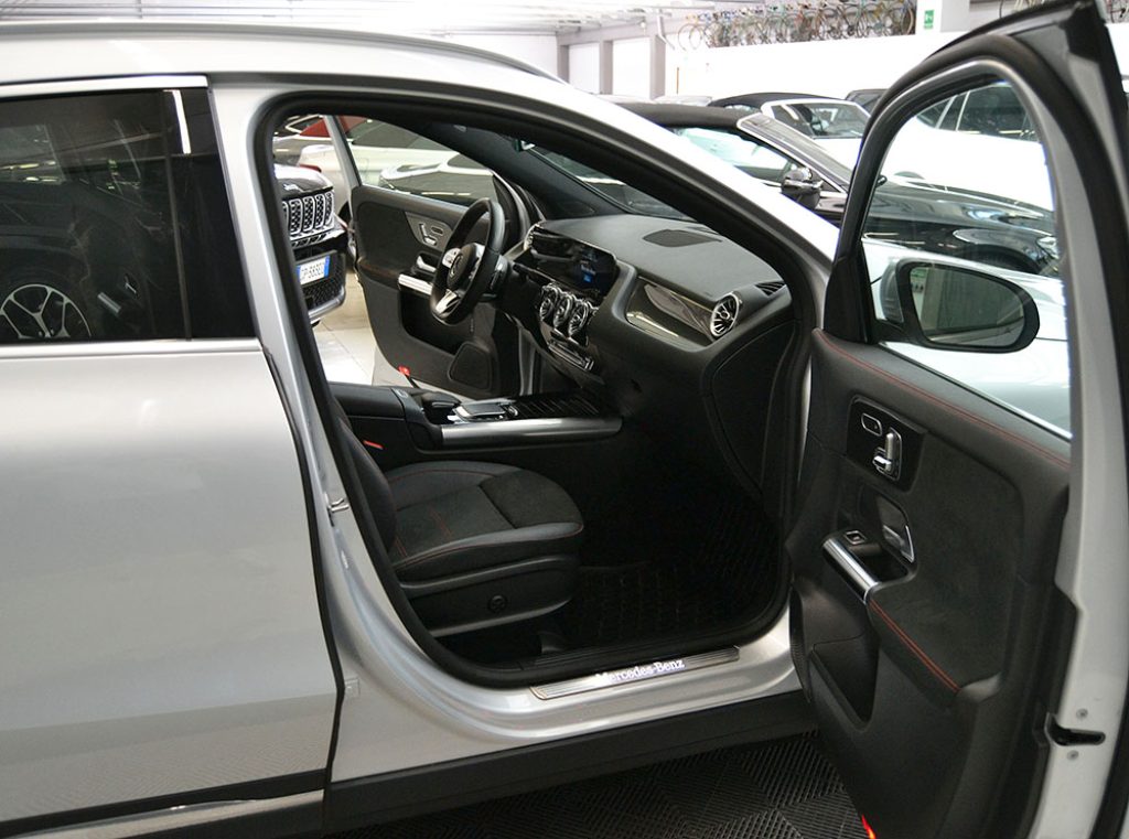 MERCEDES-BENZ GLA 250 Automatic 4Matic Premium Amg Unico Proprietario** - 4