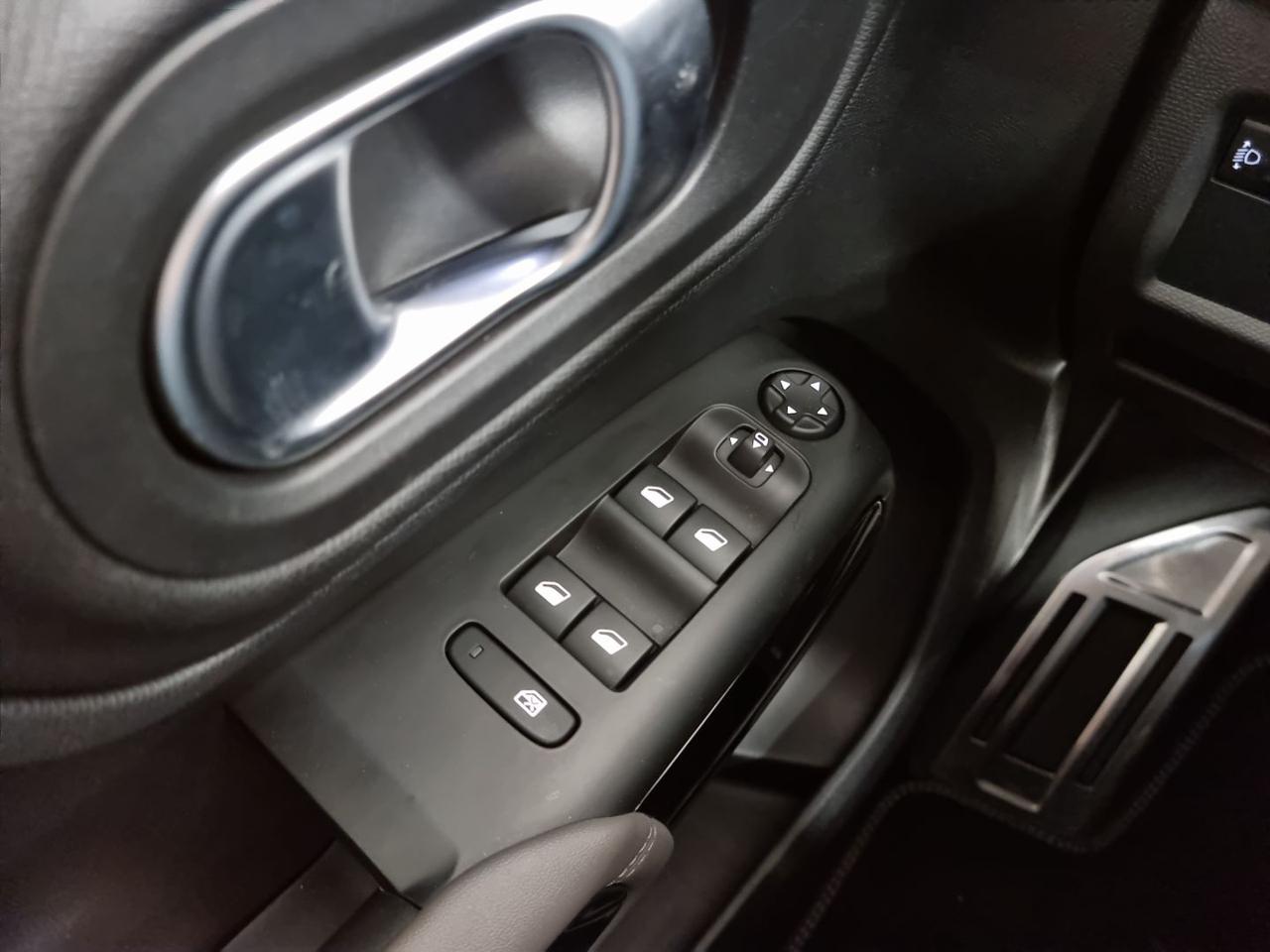 CITROEN C5 Aircross Hybrid 225 e-EAT8 Shine - 28