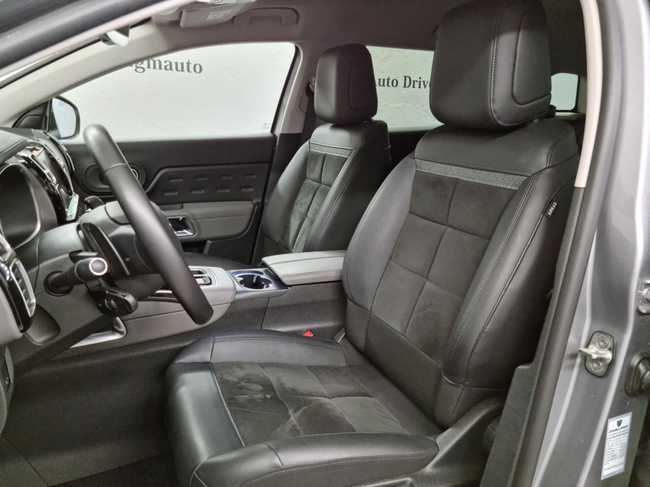 CITROEN C5 Aircross Hybrid 225 e-EAT8 Shine - 23