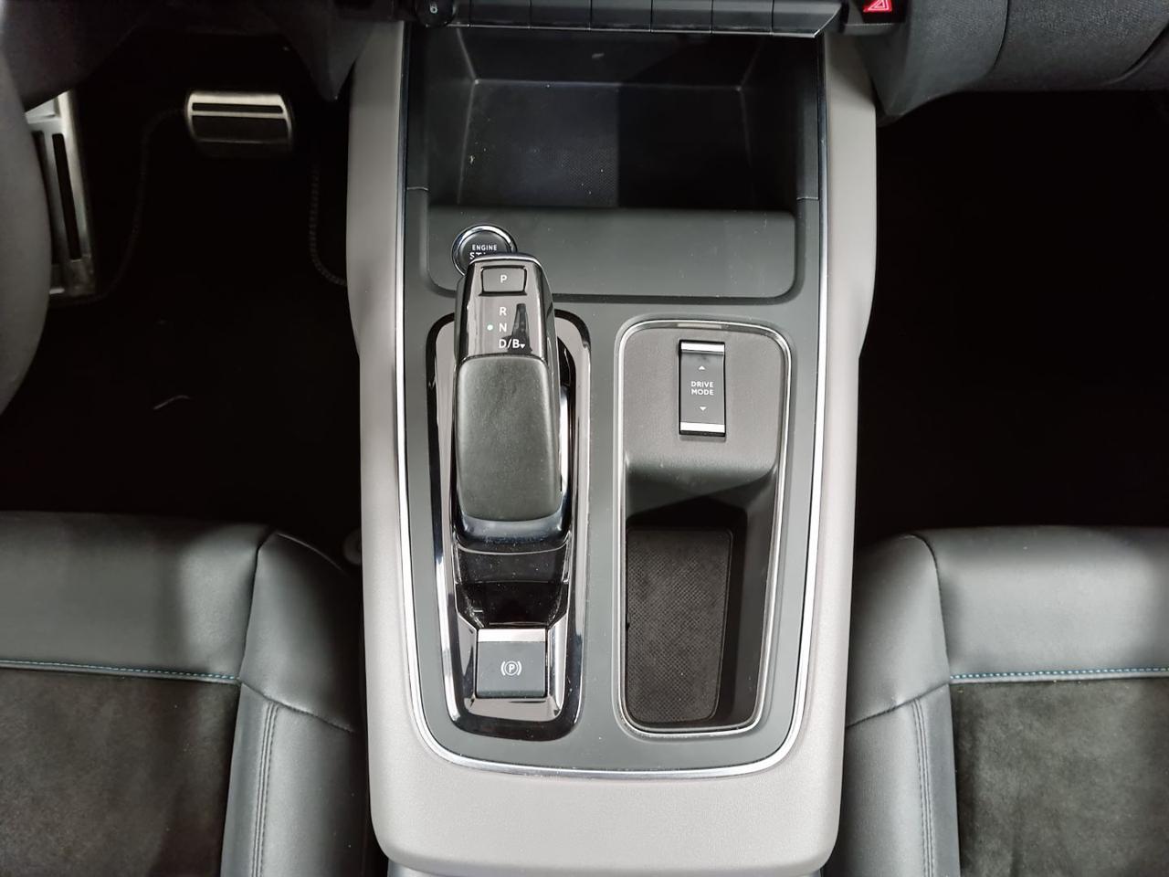 CITROEN C5 Aircross Hybrid 225 e-EAT8 Shine - 33