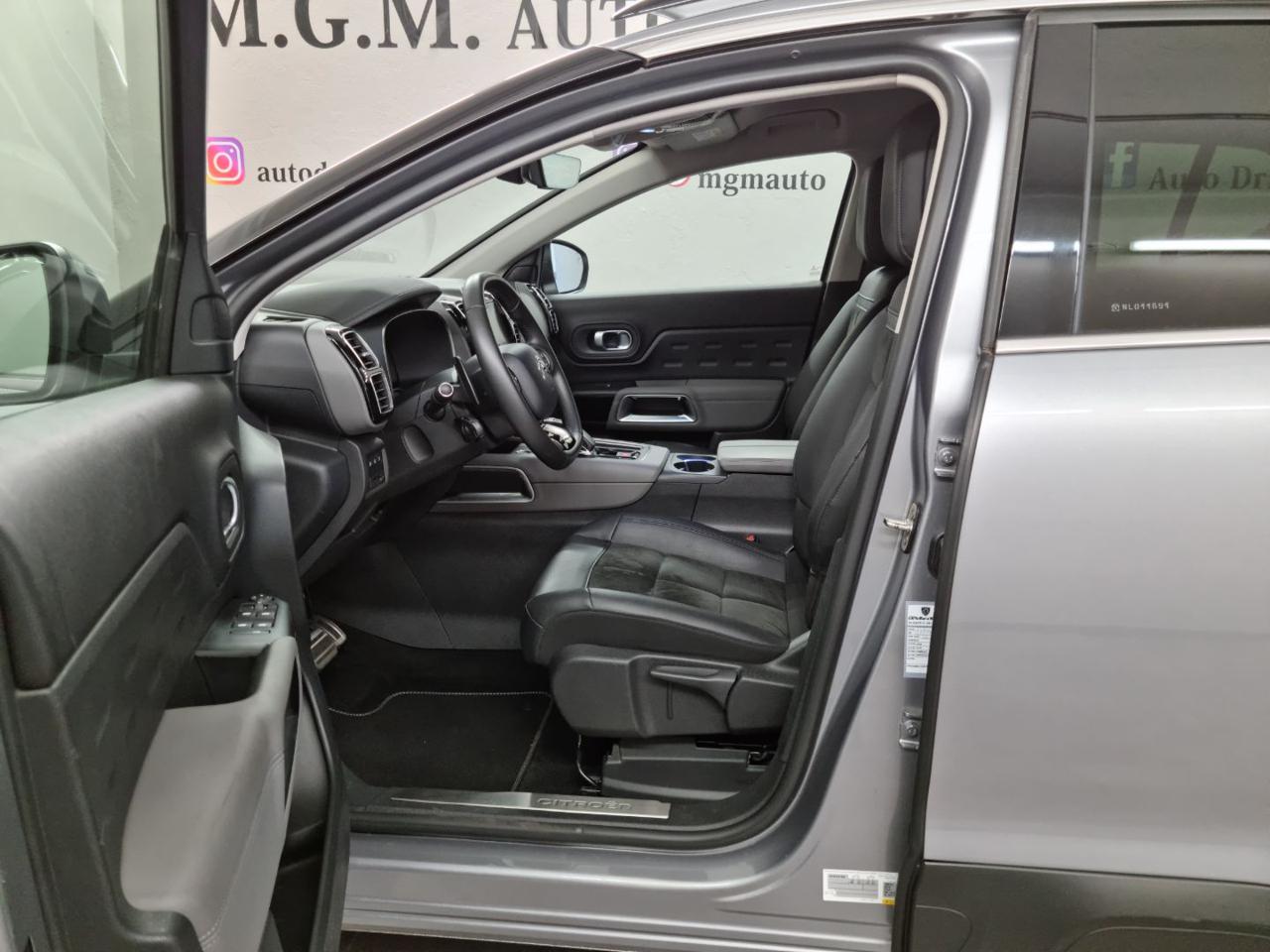 CITROEN C5 Aircross Hybrid 225 e-EAT8 Shine - 8