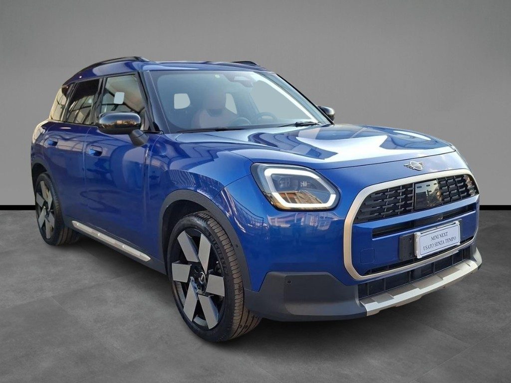 MINI Countryman D Favoured Countryman Pacchetto M + Tetto apr. - 16