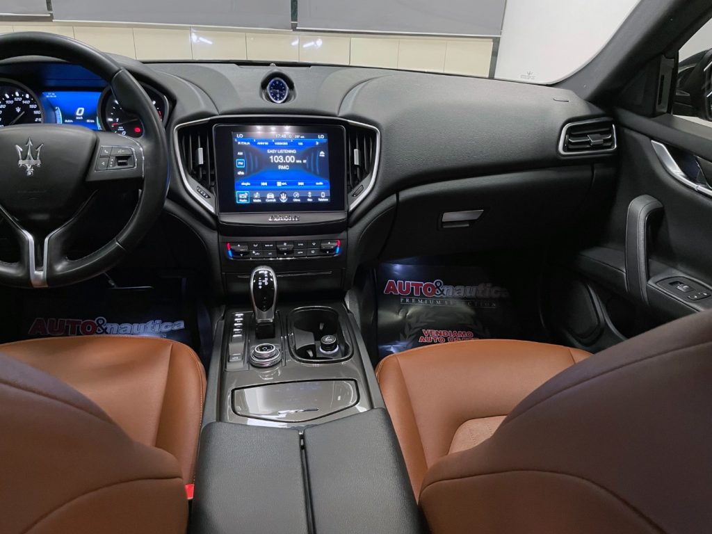 MASERATI Ghibli 3.0 V6 DS 275CV AUTO MY17 - 56