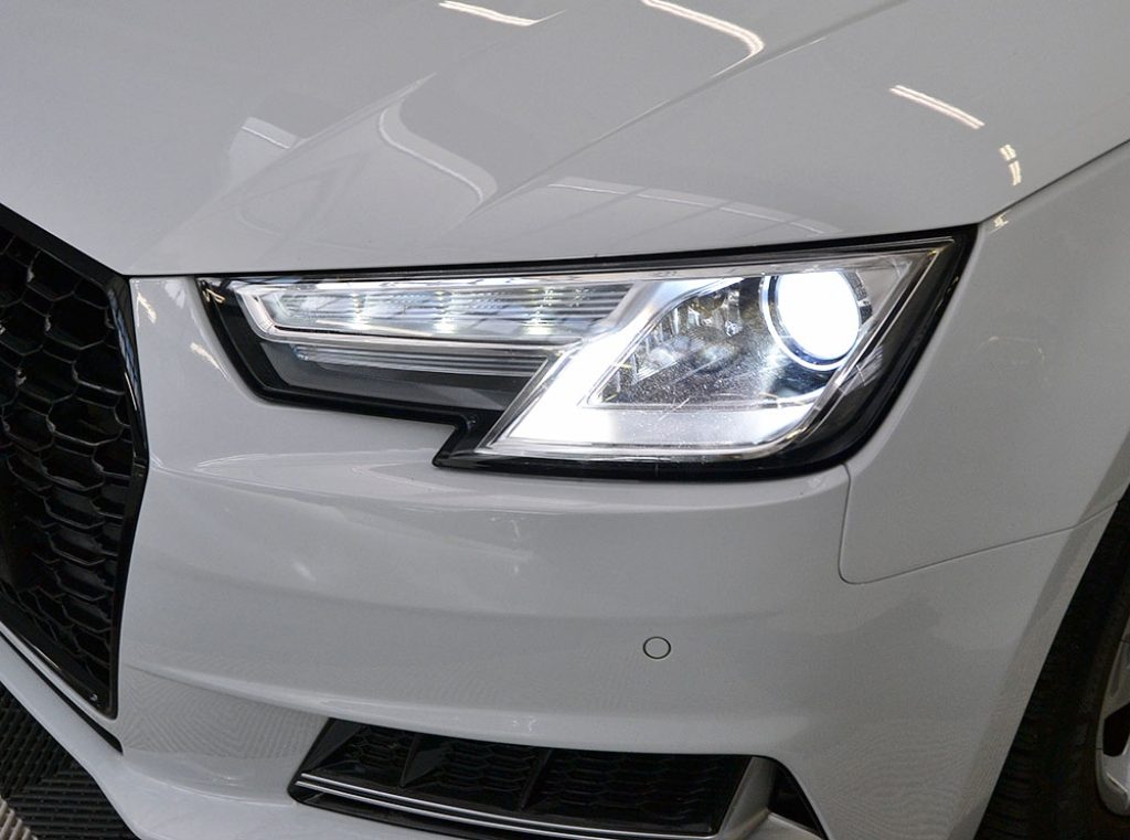 AUDI A4 Avant 2.0 TDI 150 CV S tronic Service Audi - 18
